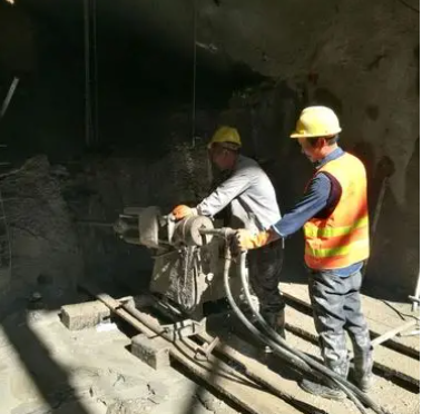 巴里坤水下抗分散灌浆料特点 水下不分散注浆料介绍